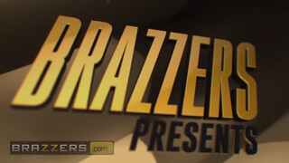 Brazzers - Cherie Deville tini csávóval dug