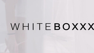 WHITEBOXXX - Chloe Lamour a hatalmas mellű milf